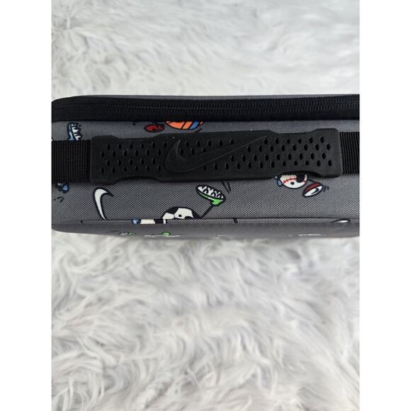 Nike Lunchbox Logo Graphic Smoke Grey Insulated Hard Shell Bag 4L New With Tags - Picture 3 of 5